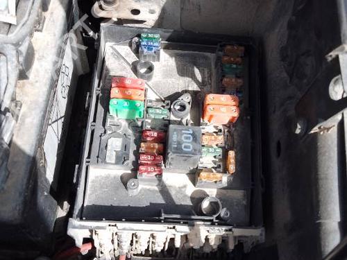 Used Fuse box Fuse box 39562480 39562480