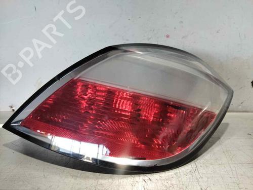 Used Right taillight Right taillight OPEL ASTRA H (A04) [2004-2014] 33693848 33693848