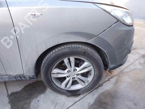 Used Right front steering knuckle HYUNDAI ix35 (LM, EL, ELH) [2009-2016]  28459587