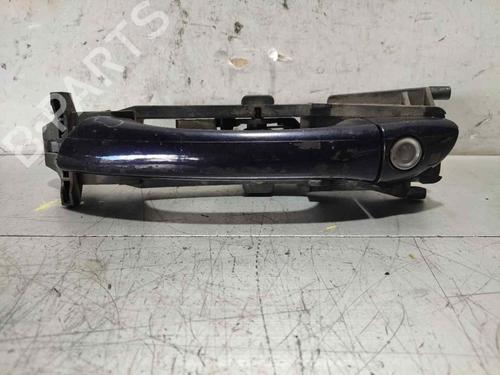 front-left-exterior-door-handle-mercedes-benz-c-class-w203-2000-2001-2002-2003-2004-2005-2006-2007-28452563 main image