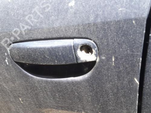 front-left-exterior-door-handle-audi-a4-b6-8e2-2000-2001-2002-2003-2004-2005-34154980 main image