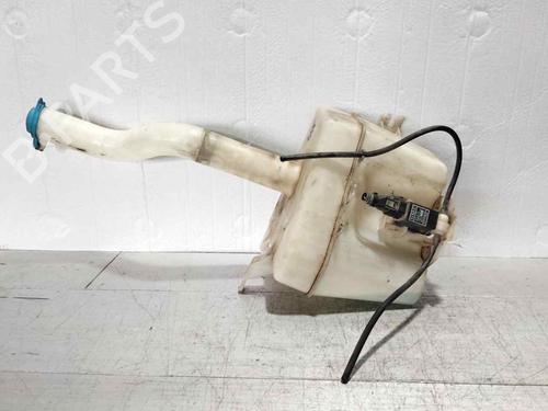 Sprinklertank Sprinklertank HYUNDAI TUCSON (JM) 2.0 All-wheel Drive (141 hp) 34375682 34375682