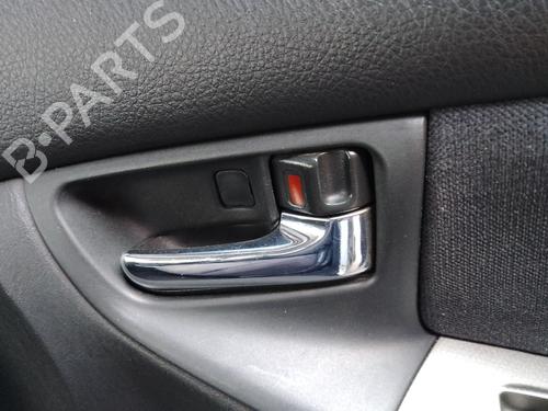 Maneta interior delantera derecha Maneta interior delantera derecha TOYOTA COROLLA (_E12_) [2001-2008] 37071474 37071474