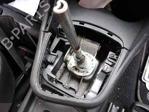 Used Gear lever VW POLO V (6R1, 6C1) [2009-2022]  28462588