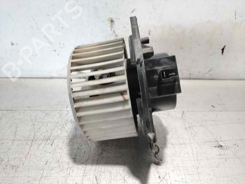 Used Heater blower motor Heater blower motor IVECO DAILY III Platform/Chassis 35 S 11,35 C 11 (A2FC13AA, A6FBU4AB, A2NB14A1, A2ND13A1,... (106 hp) 33652538 33652538