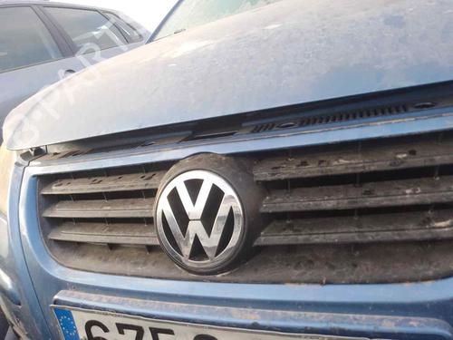 Used Grille VW POLO IV (9N_, 9A_) 1.4 16V (80 hp) 28469259