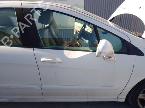 Dør høyre foran Dør høyre foran PEUGEOT 308 I (4A_, 4C_) 2.0 HDi (140 hp) 37401747 37401747