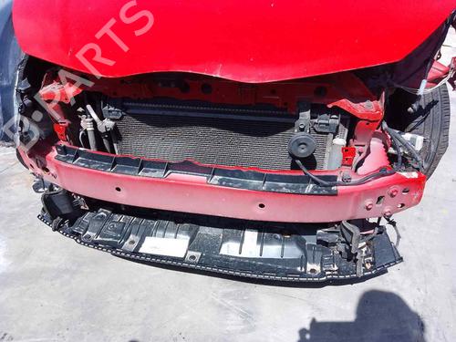 Used Front bumper reinforcement TOYOTA YARIS (_P13_) 1.5 (NSP131_) (112 hp) 28461364