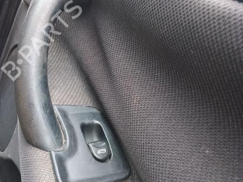 Used Right front window switch ALFA ROMEO 147 (937_) 1.6 16V T.SPARK (937.AXA1A, 937.AXB1A, 937.BXB1A) (120 hp) 32208448