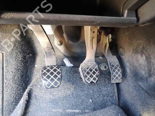 Used Clutch pedal SKODA FABIA I (6Y2) [1999-2008]  28460576