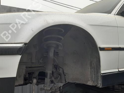 Forskærm venstre Forskærm venstre BMW 7 (E38) 730 d (184 hp) 32736317 32736317