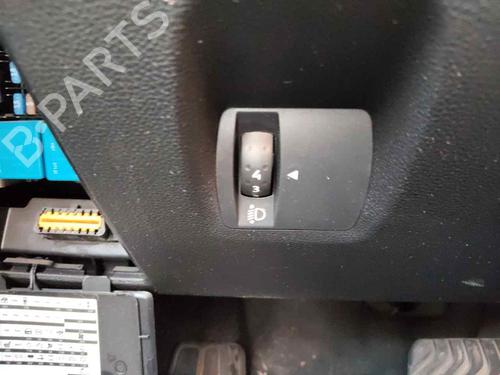 Used Headlight switch DACIA DUSTER (HM_) [2017-2025]  29591779