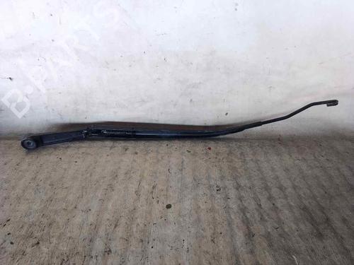 Front windshield wiper arm HYUNDAI ix35 (LM, EL, ELH)  | BP26472801C143 