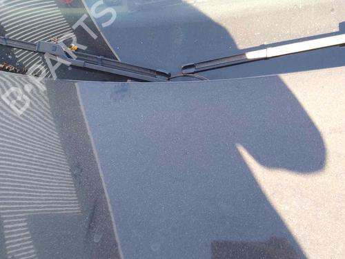 Used Front windshield wiper arm VW GOLF V (1K1) [2003-2010]  28464787