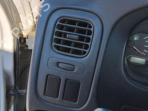 Rejilla aireadora NISSAN PICK UP (D22) [1997-2026]  32371581