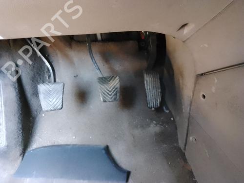 bremsepedal KIA SPORTAGE II (JE_, KM_) 2.0 CRDi (140 hp) 30680375