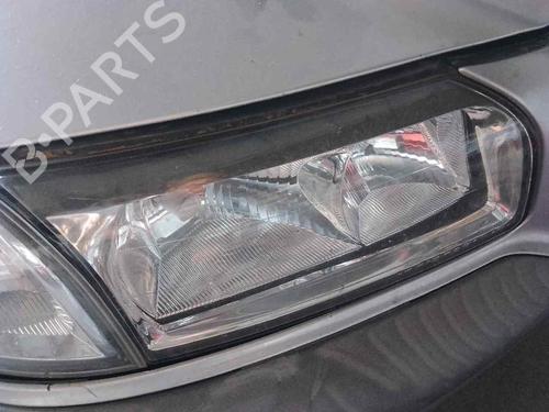 Right headlight VOLVO S80 I (184) 2.4 BP28464952C29