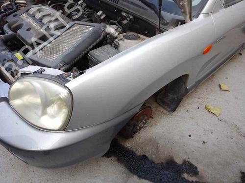Used Left front fenders HYUNDAI SANTA FÉ I (SM) 2.0 CRDi (113 hp) 28453513