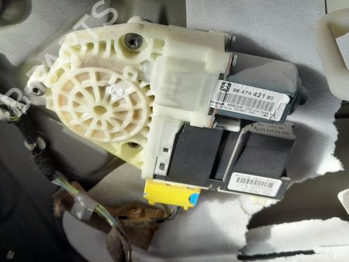 right-front-window-motor-citroen-c4-coupe-la_-2004-2005-2006-2007-2008-2009-2010-2011-2012-2013-34471287 main image