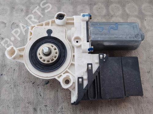 Left rear window motor SEAT LEON (1P1)  | BP26468841E23 