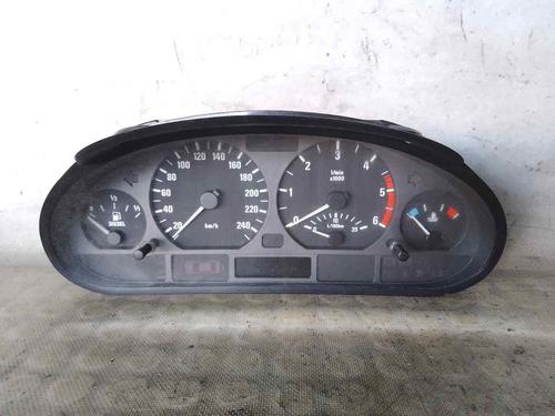 Used Instrument cluster BMW 3 (E46) 320 d (136 hp) 26484103
