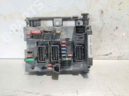 Used Fuse box Fuse box PEUGEOT 307 Break (3E) [2002-2009] 34039690 34039690