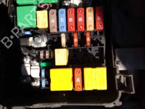 Used Fuse box PEUGEOT 308 II (LB_, LP_, LW_, LH_, L3_) [2013-2021]  28463598