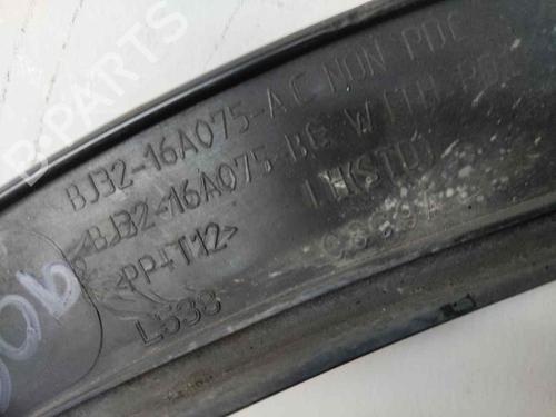 Front left wheel arch trim LAND ROVER RANGE ROVER EVOQUE (L538) | BP32317090C134