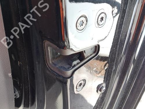 Serratura anteriore destra Serratura anteriore destra VOLVO C30 (533) 1.6 D (109 hp) 36641705 36641705