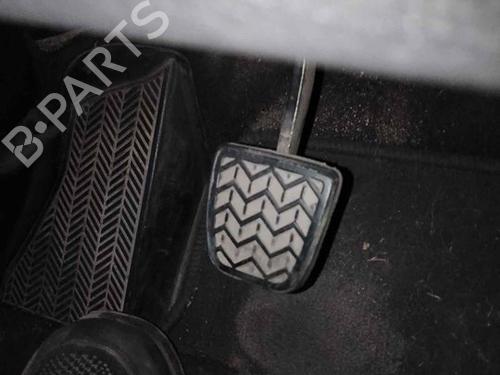 Used Clutch pedal TOYOTA COROLLA Verso (ZER_, ZZE12_, R1_) 2.2 D-4D (AUR10_, AUR10R) (136 hp) 28461022