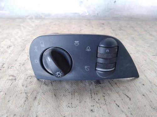Used Headlight switch SEAT AROSA (6H1) 1.0 (50 hp) 26468342