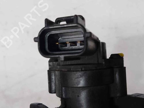 Throttle body FORD MONDEO III (B5Y) 2.0 16V | BP26477917M82 