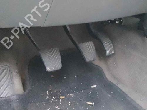 Used Pedal HYUNDAI SANTA FÉ I (SM) 2.0 CRDi (113 hp) 28451711