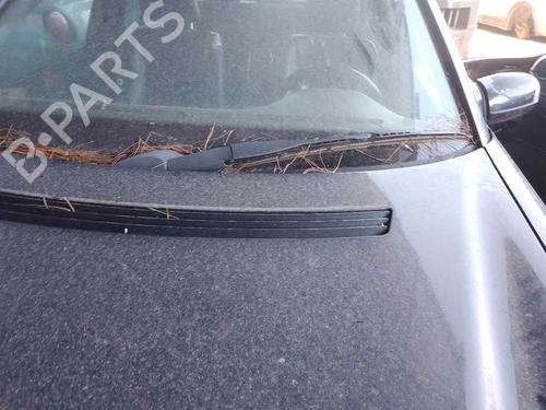 Used Front windshield wiper arm MERCEDES-BENZ E-CLASS (W210) E 320 CDI (210.026) (197 hp) 28465419