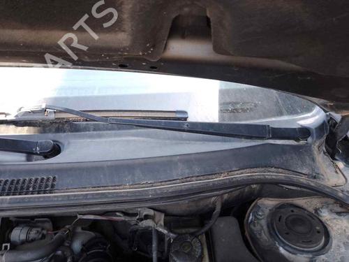 Used Front windshield wiper arm TOYOTA AVENSIS Saloon (_T25_) 2.0 D-4D (CDT250_, CDT250R) (116 hp) 28461987