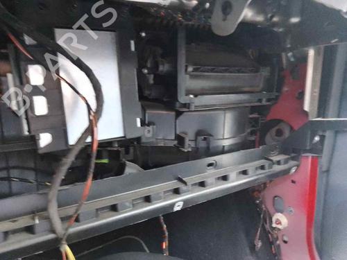Used Heater matrix box VW GOLF VI (5K1) 1.6 TDI (90 hp) 28462825