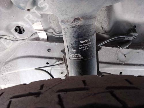Right front shock absorber MERCEDES-BENZ VITO Bus (W639) 111 CDI (639.701, 639.703, 639.705) | BP28467650M17 