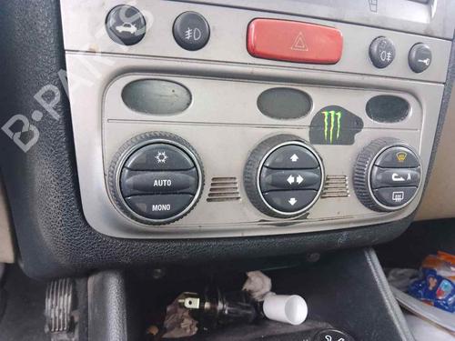 Commande Chauffage ALFA ROMEO 147 (937_) 1.6 16V T.SPARK ECO (937.AXA1A, 937.BXA1A) (105 hp) 28459366