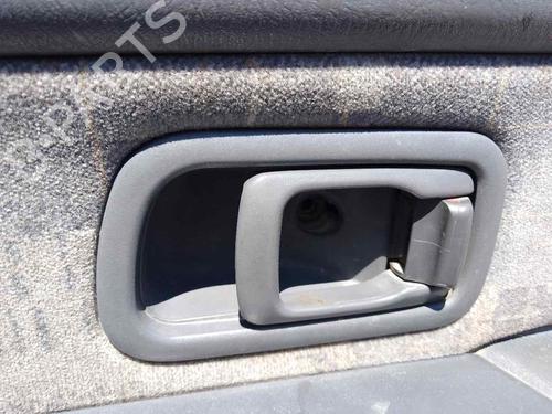 Used Front right interior door handle NISSAN PICK UP (D22) 2.5 TD 4WD (103 hp) 26467889