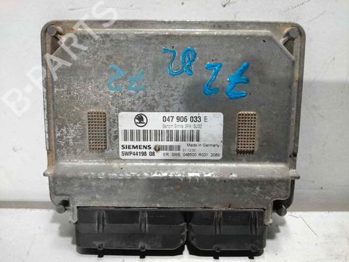 Used Engine control unit (ECU) SKODA FABIA I (6Y2) [1999-2008]  32087978