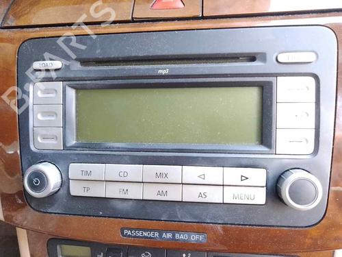 Used Radio VW PASSAT B6 Variant (3C5) [2005-2011]  28464088