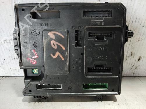 Used Fuse box Fuse box 36812935 36812935