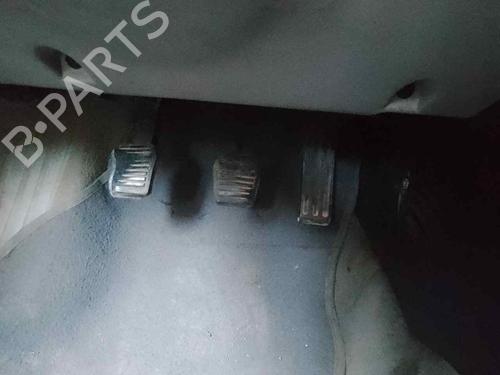 Used Pedal FORD MONDEO III Saloon (B4Y) 2.0 16V TDDi / TDCi (115 hp) 28469292
