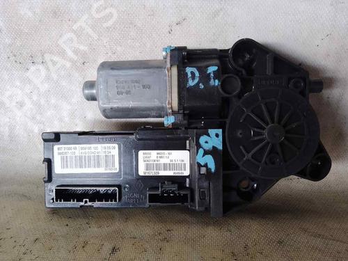 Used Left front window motor RENAULT MEGANE III Hatchback (BZ0/1_, B3_) 1.5 dCi (106 hp) 29428796