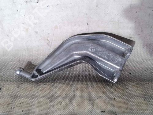 Used Engine mount MERCEDES-BENZ C-CLASS (W204) [2007-2015]  26468397