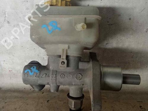 Used Brake master cylinder Brake master cylinder SEAT LEON (1M1) [1999-2006] 36389517 36389517