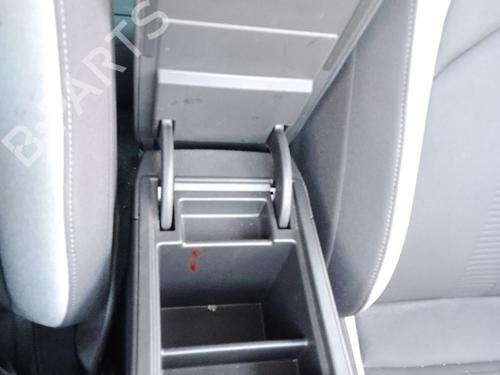Armrest / Center console SEAT LEON (5F1) | BP38263785I20 - Image 3