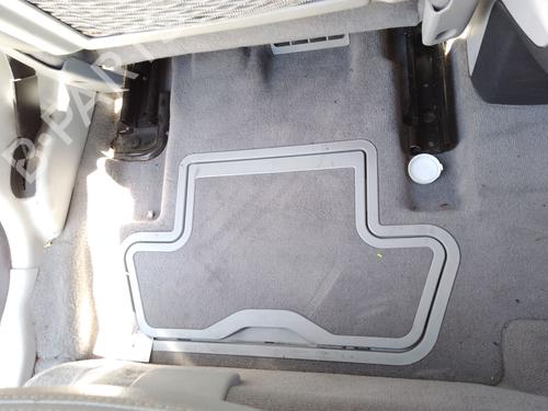Guantera Guantera PEUGEOT 3008 I MPV (0U_) 1.6 HDi (109 hp) 35986688 35986688