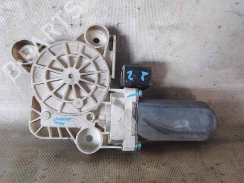 Rudehejsemotor bagstkærm venstre MERCEDES-BENZ E-CLASS (W211) E 270 CDI (211.016) (177 hp) 26686844
