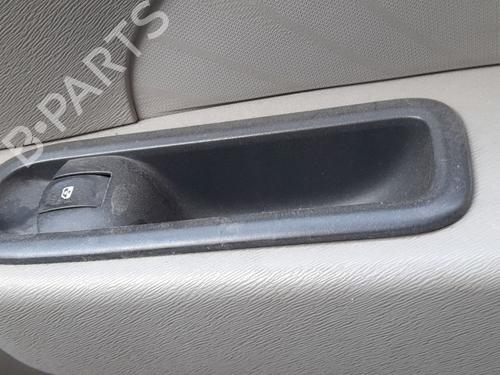 right-front-window-switch-renault-twingo-ii-cn0_-2007-35725597 main image